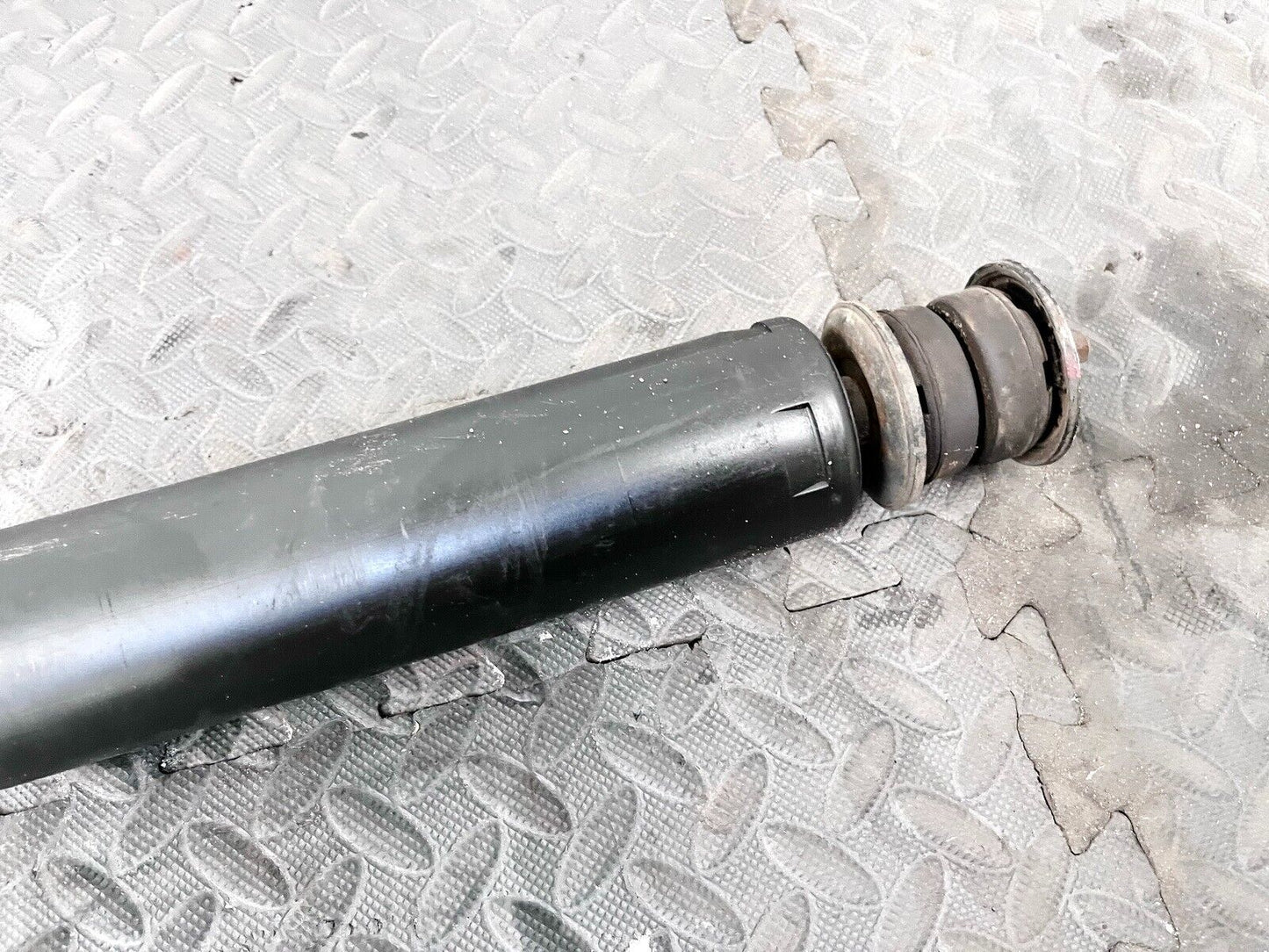 10-23 DODGE RAM 2500-3500 REAR BACK SHOCK STRUT ABSORBER UNIT OEM