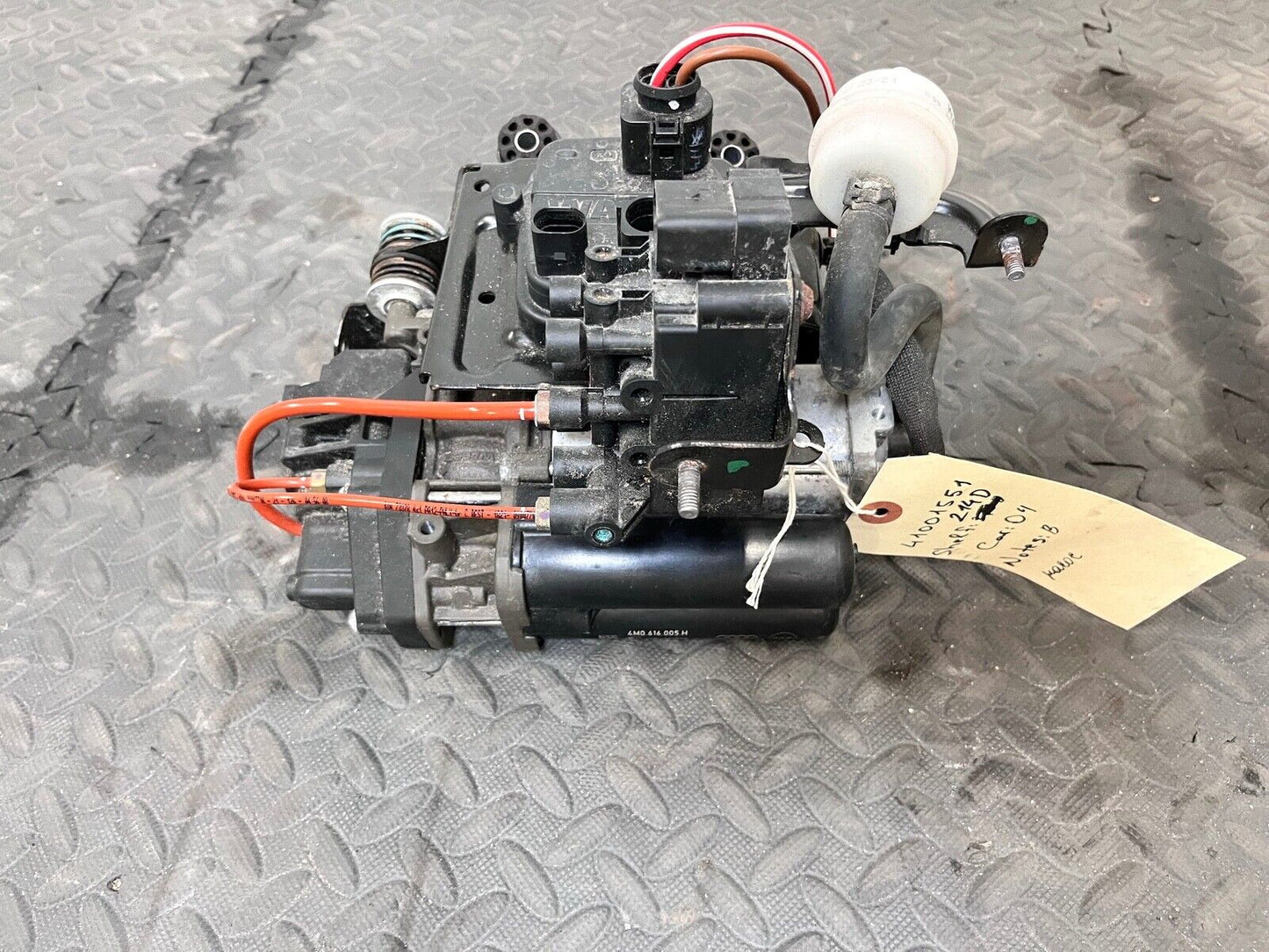 17-23 AUDI Q7 BENTLEY BENTAYGA AIR SUSPENSION COMPRESSOR PUMP MODULE BLOCK OEM