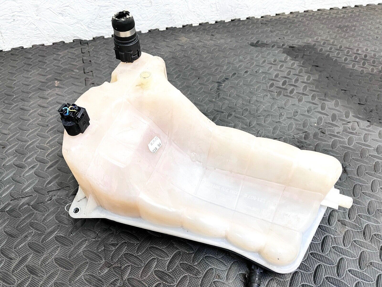 10-20 BENTLEY MULSANNE ENGINE COOLANT EXPANSION TANK RESERVOIR BOTTLE OEM