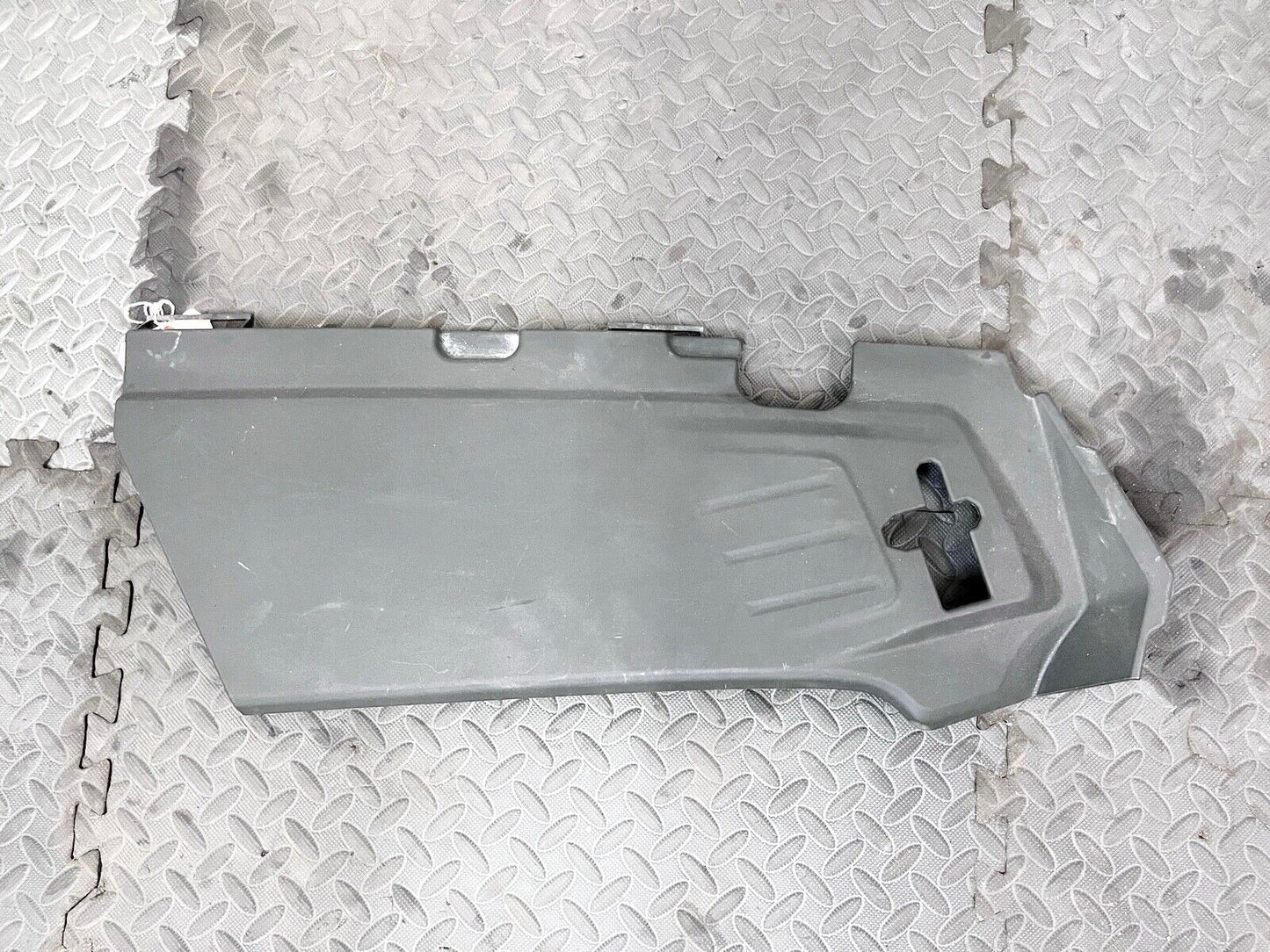 16-22 BENTLEY BENTAYGA FRONT LEFT DRIVER LH SIDE ENGINE COVER PANEL TRIM OEM