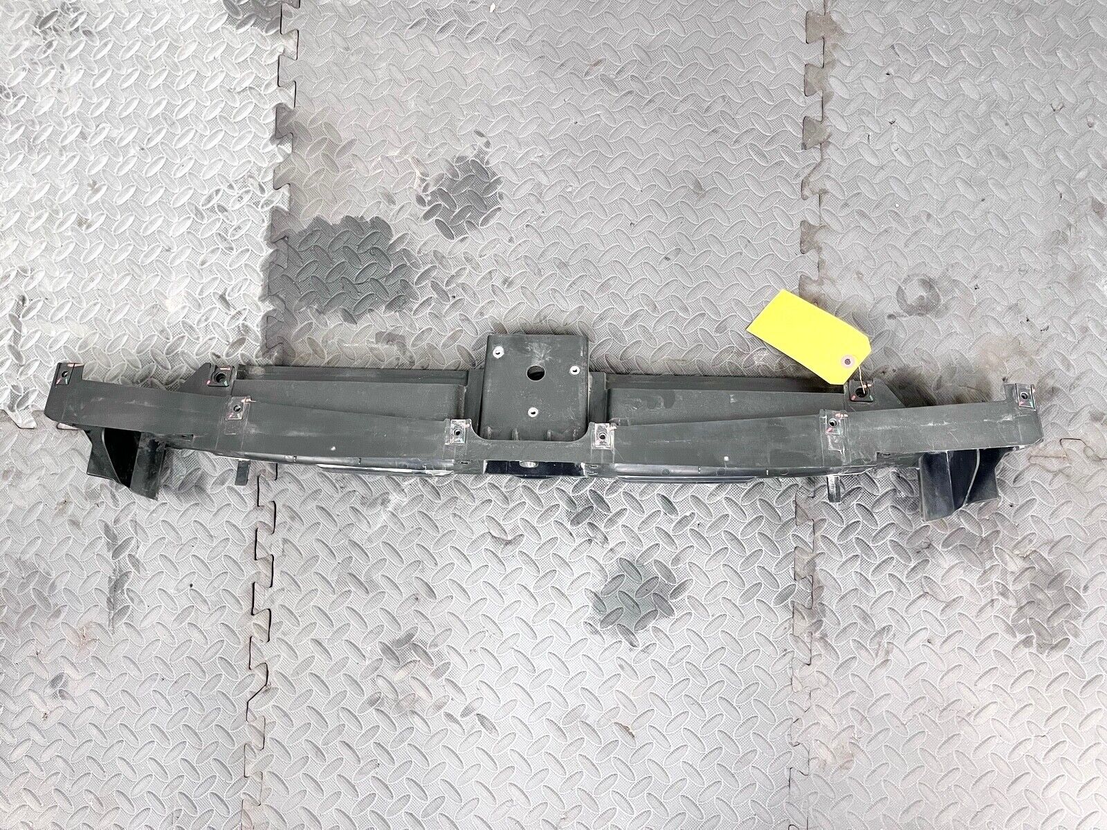 17-19 BENTLEY BENTAYGA FRONT SUPPORT REINFORCEMENT BRACKET COVER PANEL OEM