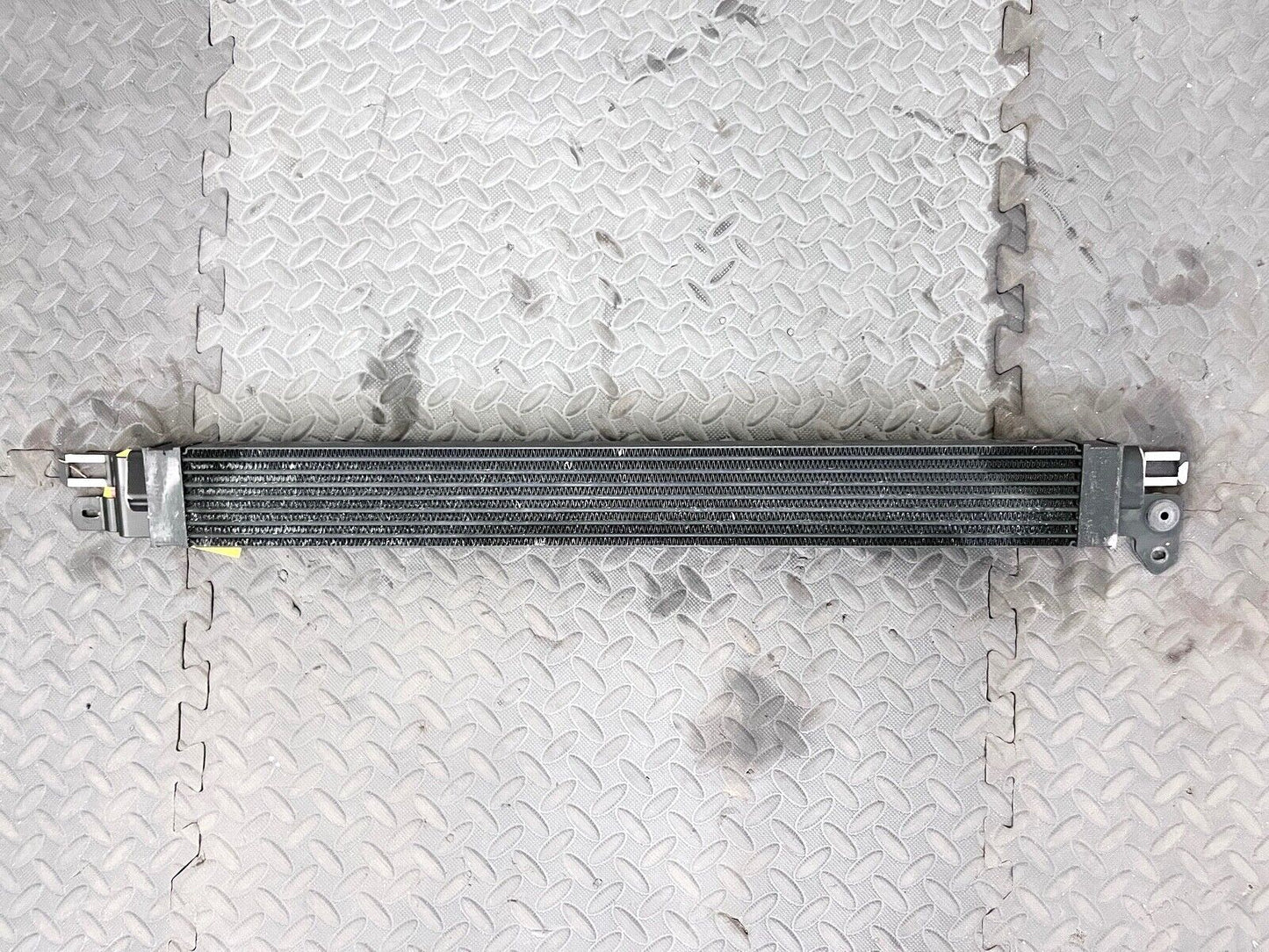 16-20 BENTLEY BENTAYGA TRANSMISSION GEARBOX OIL COOLER RADIATOR EXHANGER OEM