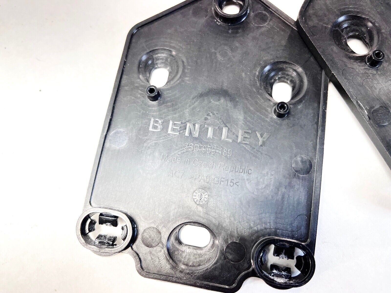 19-20 BENTLEY CONTINENTAL GT ECU ENGINE CONTROL MODULE COVER PANEL TRIM OEM