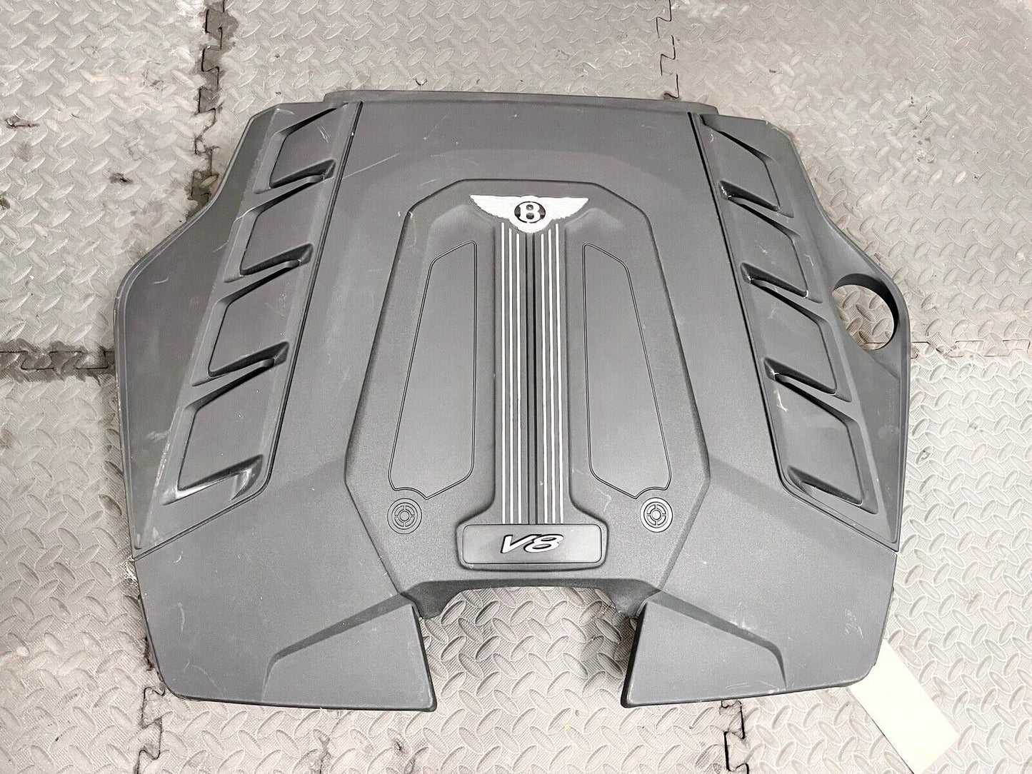 19-22 BENTLEY BENTAYGA ENGINE AIR INTAKE FILTER CLEANER MOTOR BOX COVER OEM