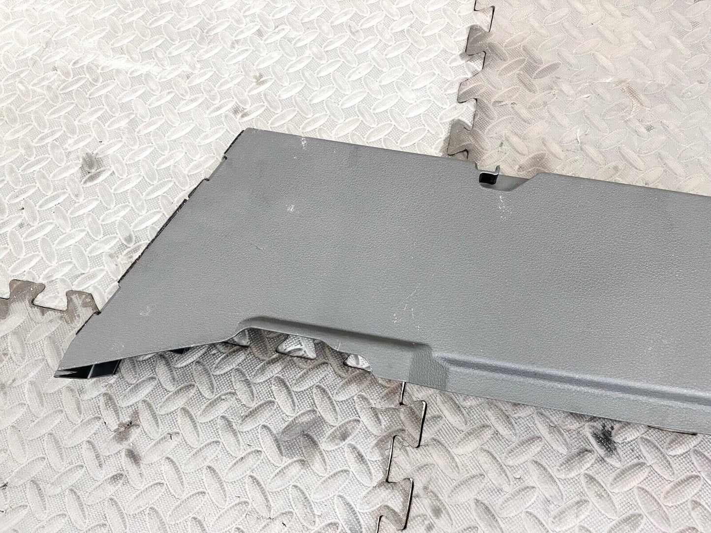 17-22 BENTLEY BENTAYGA RIGHT PASS SIDE PILLAR SUPPORT SHELF COVER PANEL TRIM OEM