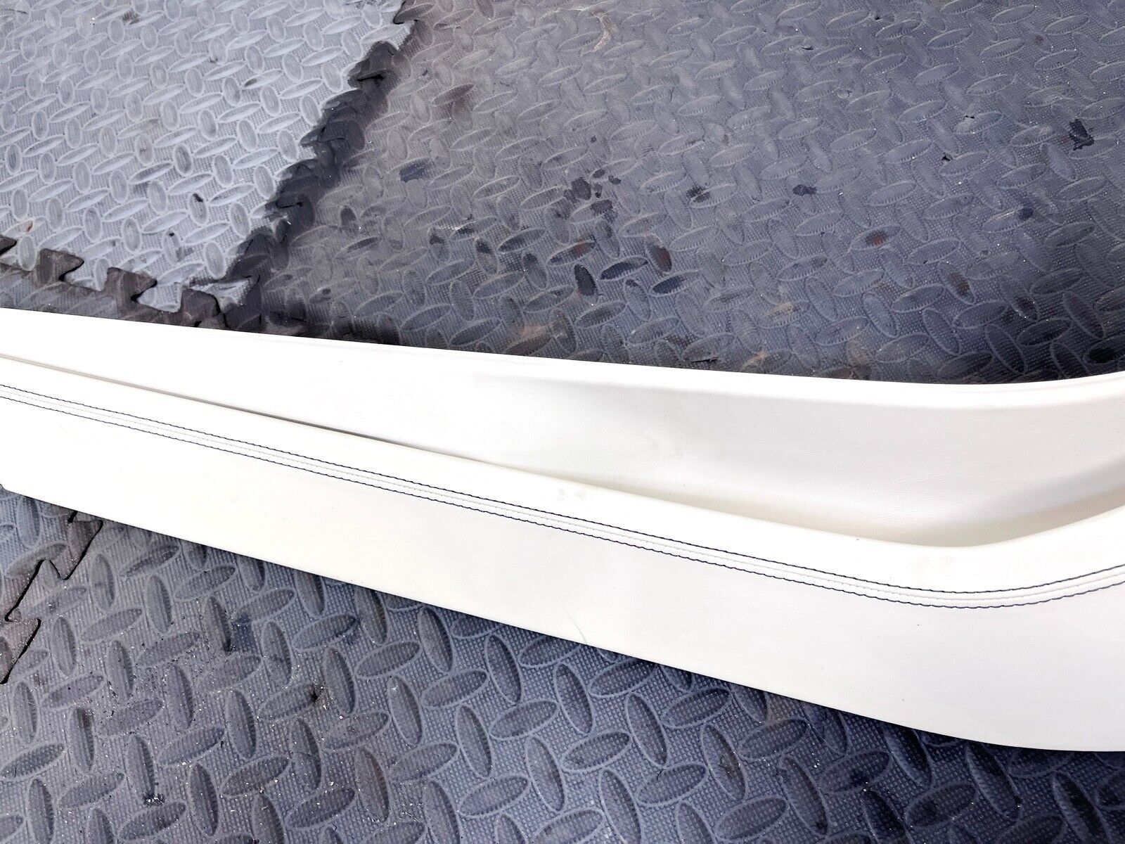 17-24 BENTLEY CONTINENTAL GT FRONT RIGHT RH CONSOLE SIDE PANEL TRIM COVER OEM