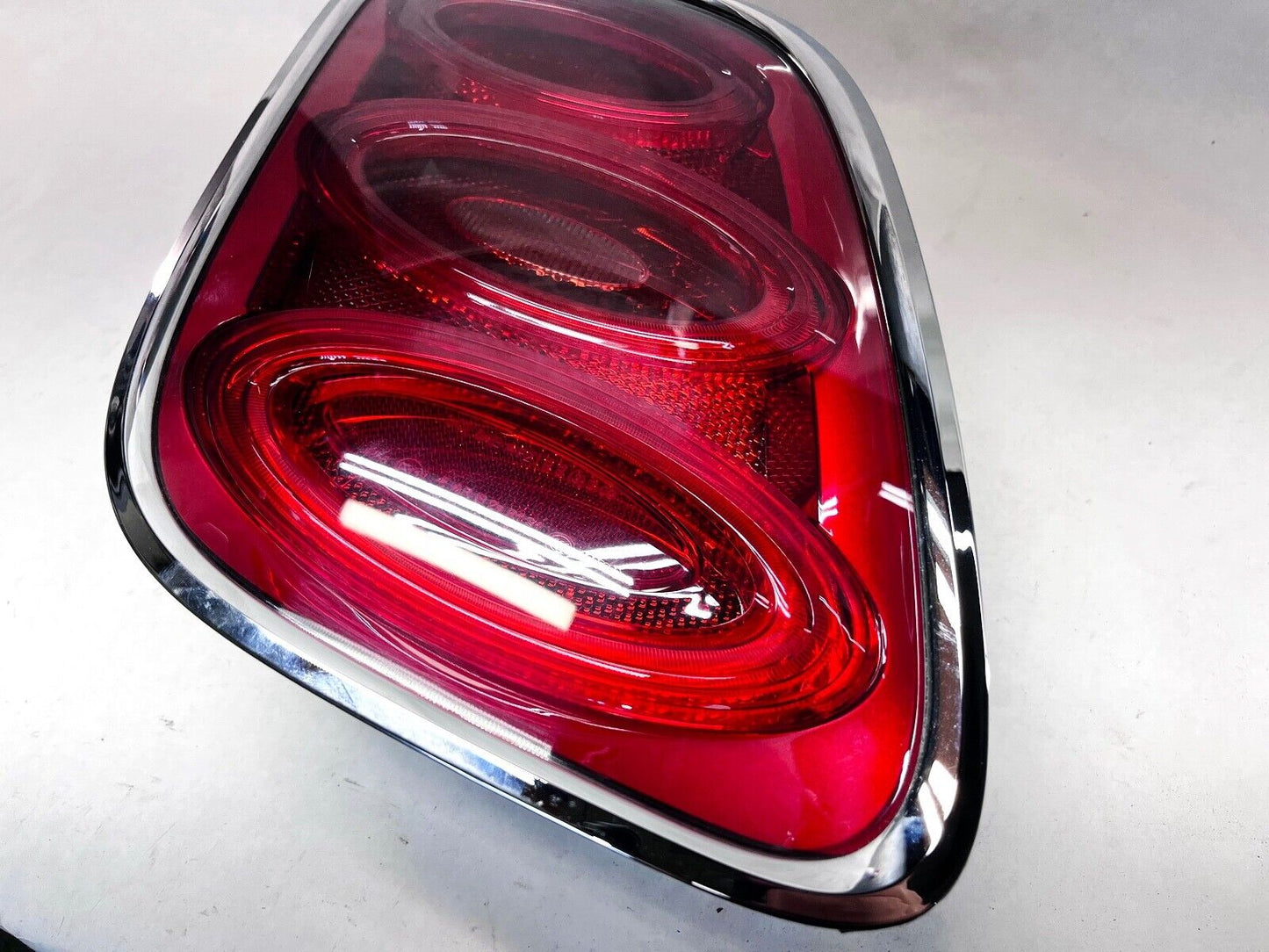 10-20 BENTLEY MULSANNE REAR LEFT DRIVER LH SIDE TAILLIGHT LIGHT LAMP OEM