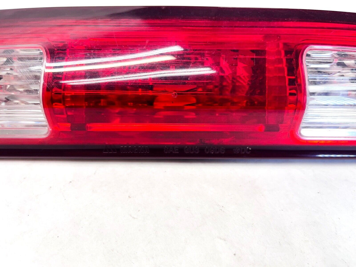 12-24 DODGE RAM 2500 3500 REAR TAILGATE CENTER UPPER THIRD BRAKE LIGHT LAMP OEM