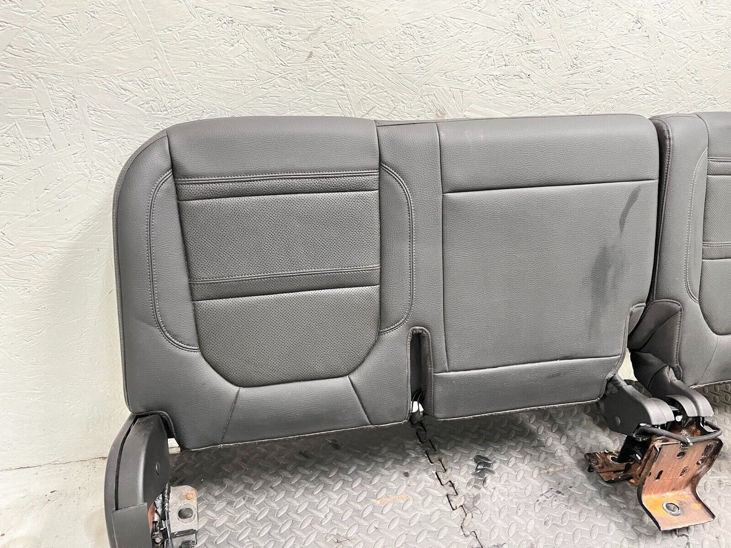 20-23 GMC SIERRA 2500-3500 REAR RIGHT LEFT SEAT LOWER CUSHION COVER FRAME OEM