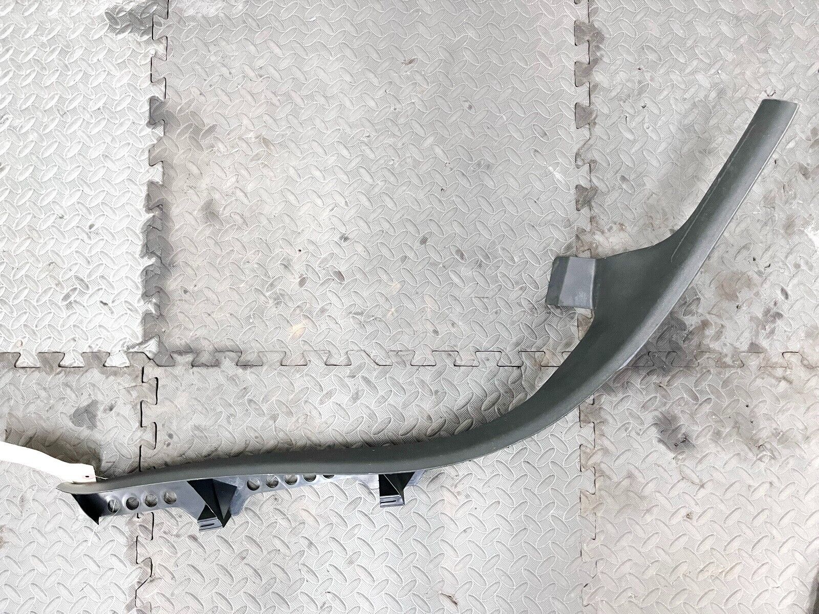 09-16 AUDI A4 S4 REAR RIGHT RH PASS SIDE LOWER C PILLAR TRIM COVER PANEL OEM