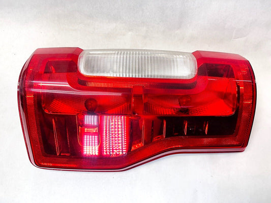 17-19 FORD F-350 REAR LEFT LH DRIVER SIDE TAILLIGHT BRAKE LIGHT LAMP OEM