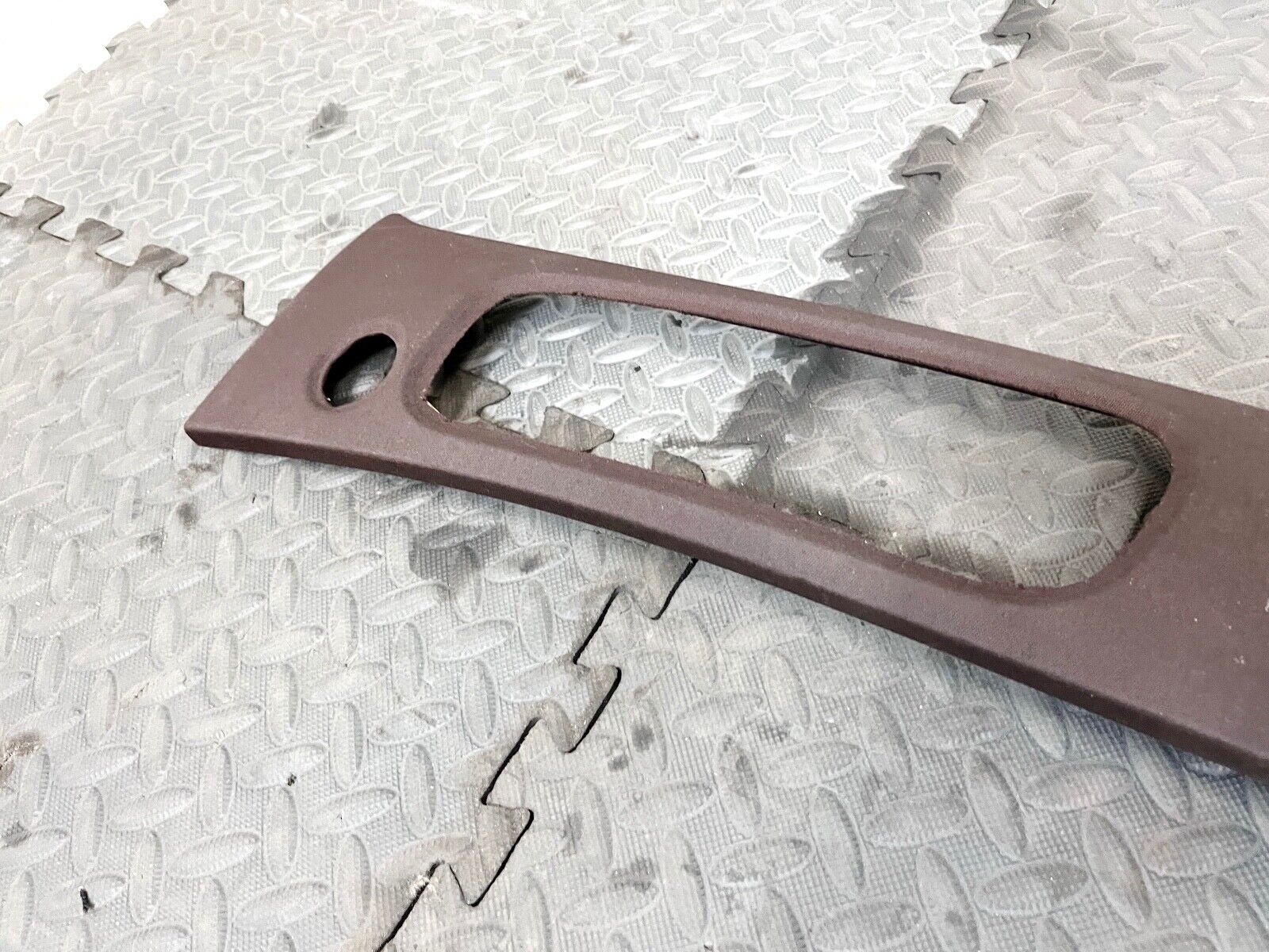 05-12 PORSCHE 911 CARRERA 4S RIGHT RH PASS SIDE ROLL BAR COVER PANEL TRIM OEM