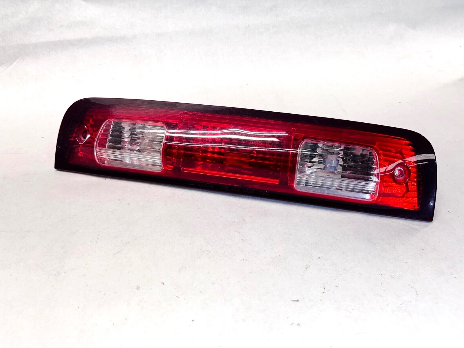 12-24 DODGE RAM 2500 3500 REAR TAILGATE CENTER UPPER THIRD BRAKE LIGHT LAMP OEM