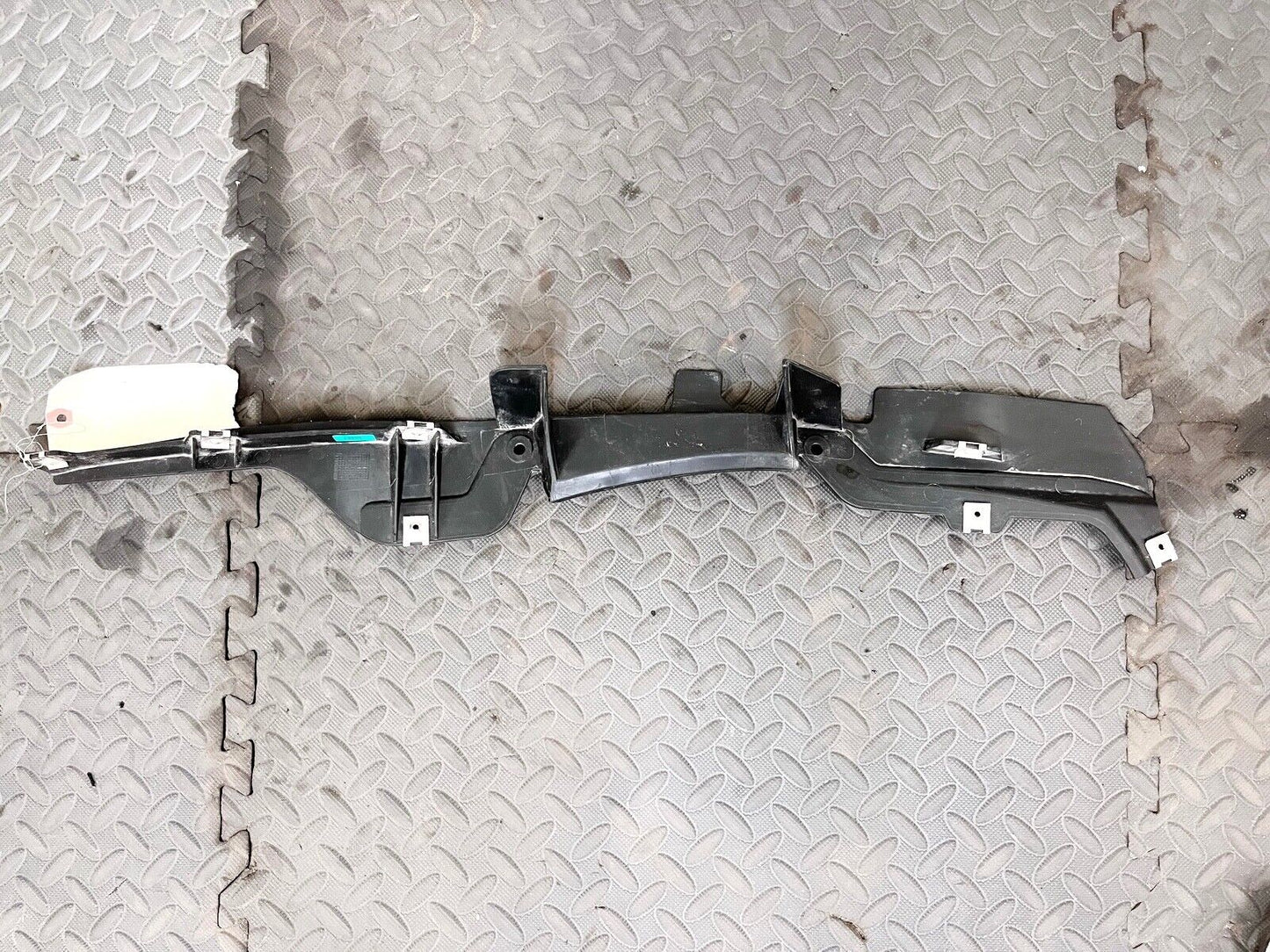 17-24 BENTLEY BENTAYGA GRILLE SPOILER MOLDING COVER PANEL TRIM OEM